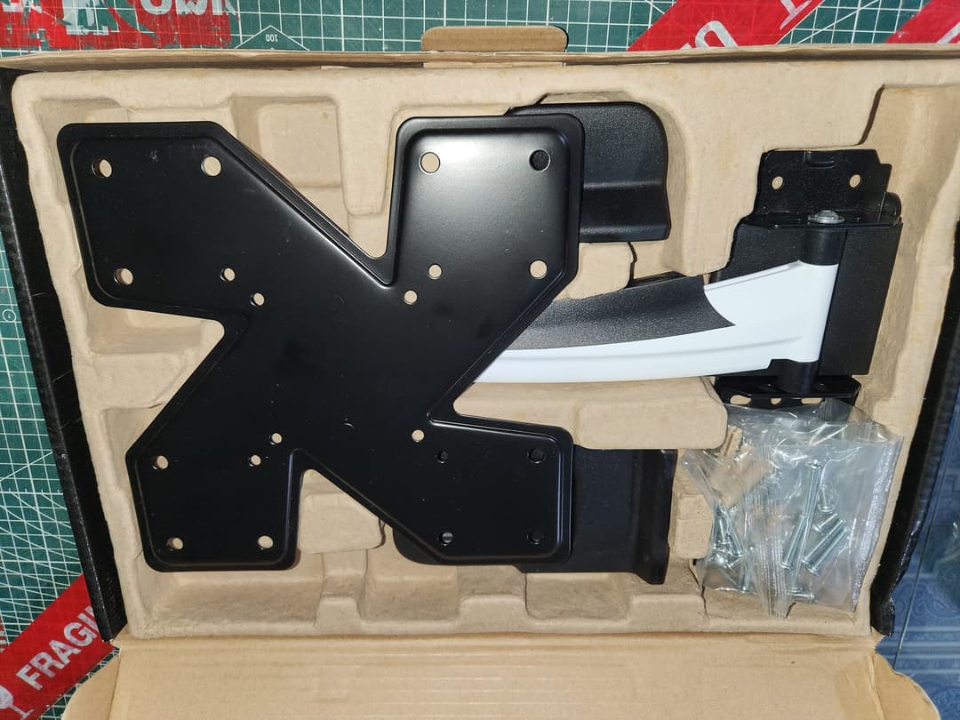 ขาแขวนทีวี PRISMA ขนาด 19-42นิ้ว PMW-1942MS (1พับ)